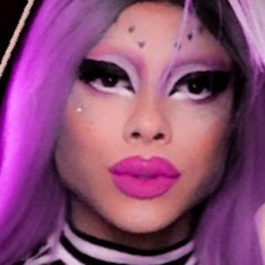 Meet your Posher, Imogen